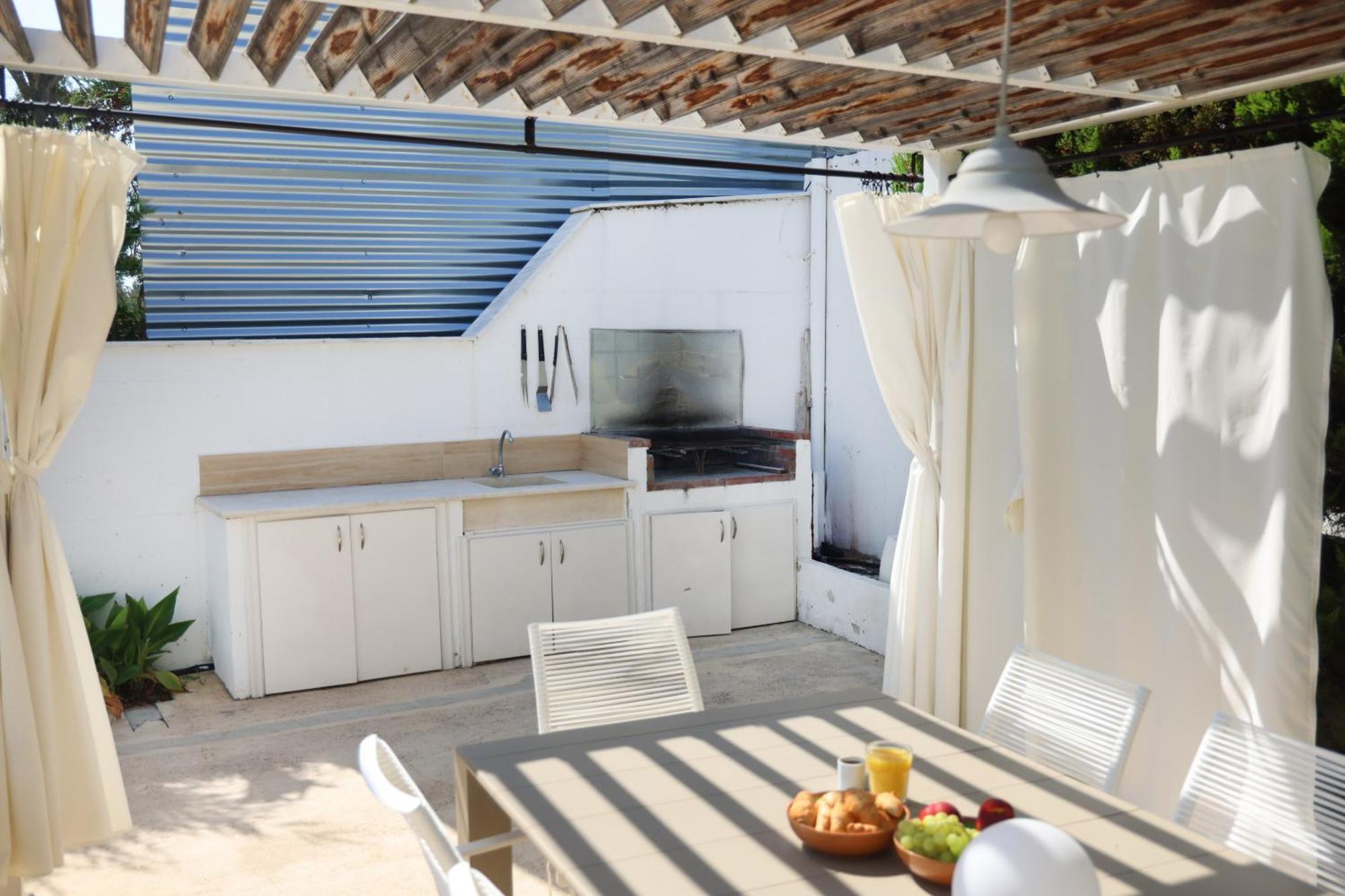 Villa Douglas - Private Pool, Bbq, 4Bdrms, View Пефкохори Экстерьер фото