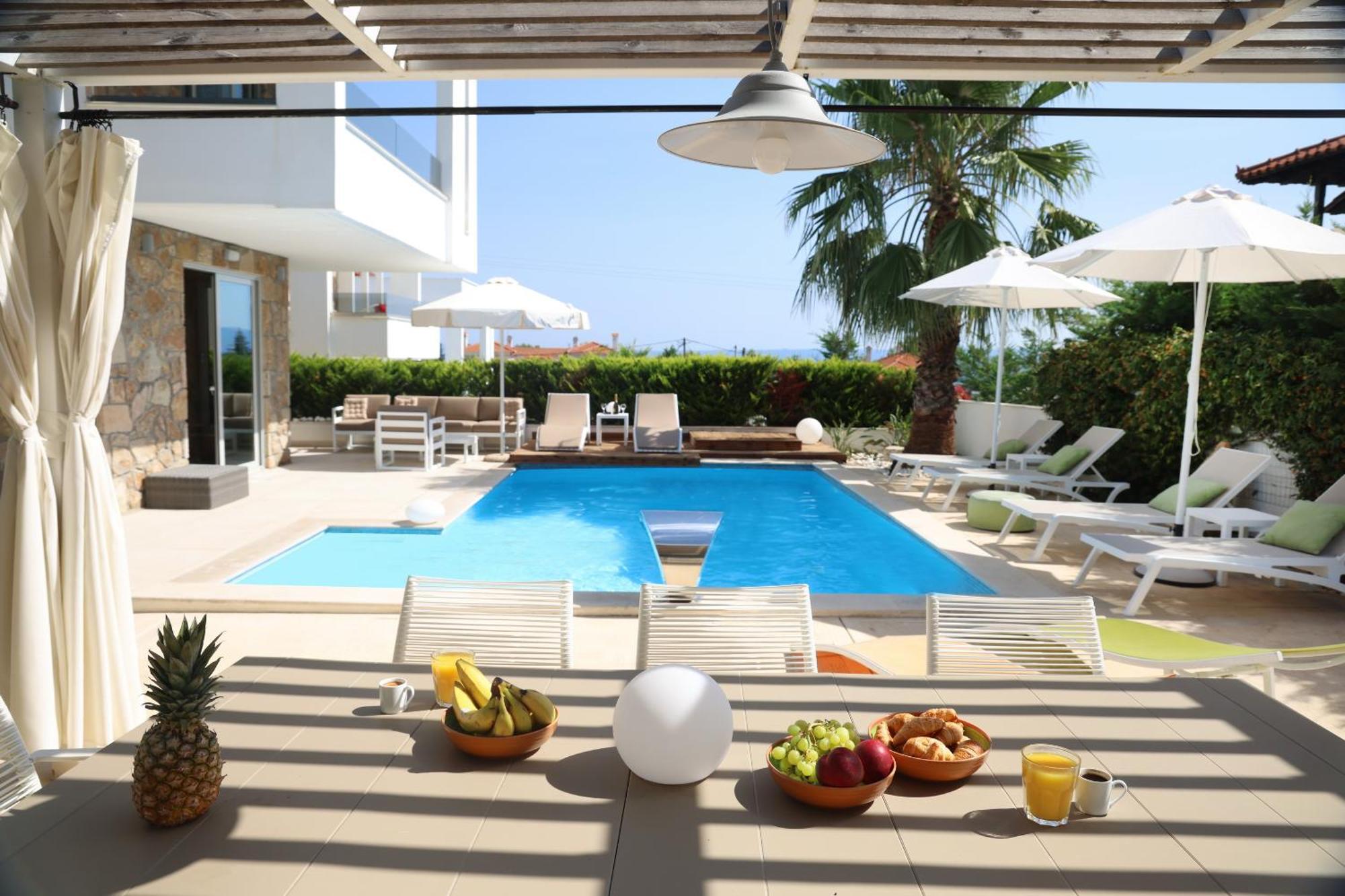 Villa Douglas - Private Pool, Bbq, 4Bdrms, View Пефкохори Экстерьер фото